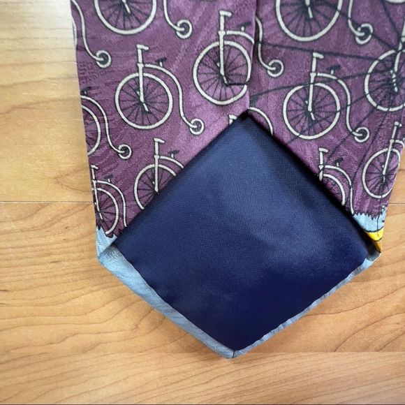 Vintage Disney Mickey Unlimited Tie - Picture 7 of 9